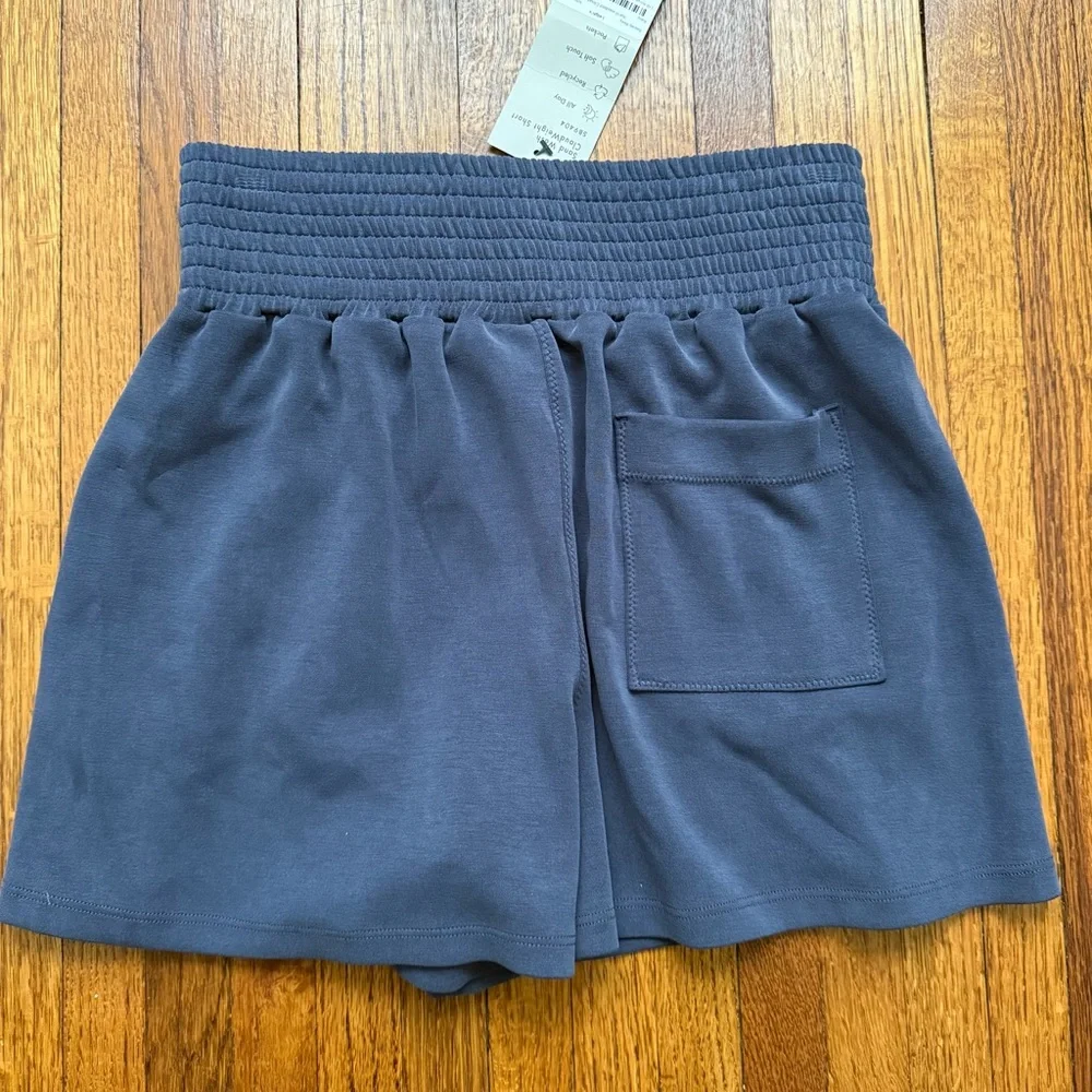 Sweaty Betty Sand Wash Cloud Weight Shorts NWT - Picture 6 of 9